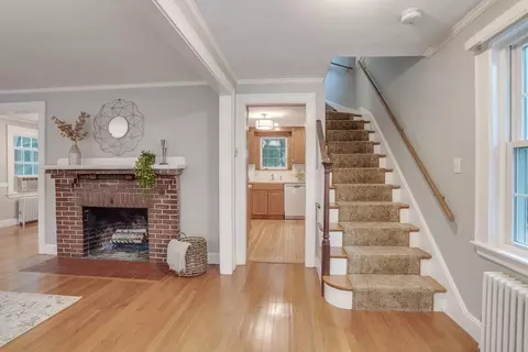 16 Fairmount Rd, Reading, MA 01867 photo 3