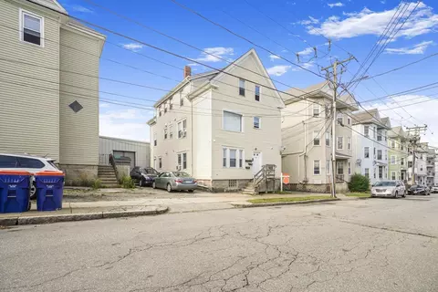95 Hathaway St, New Bedford, MA 02746