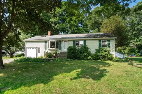 20 Legion St, Canton, MA 02021