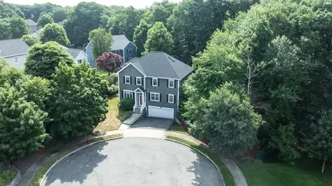 43 Ellen Rd, Stoneham, MA 02180