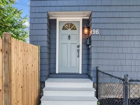 96 Washington St, Peabody, MA 01960