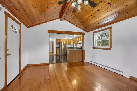 36 Mill St, Maynard, MA 01754 photo 8