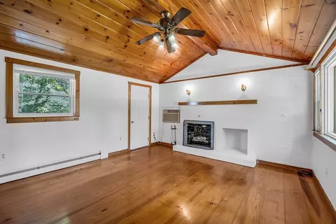 36 Mill St, Maynard, MA 01754 photo 6