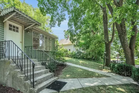 36 Mill St, Maynard, MA 01754 photo 3
