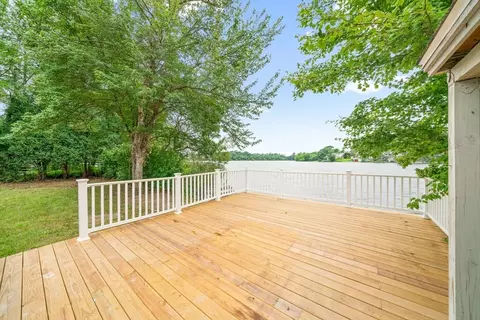 28 Lakeview Dr, Wareham, MA 02538 photo 8