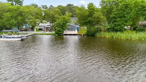 28 Lakeview Dr, Wareham, MA 02538 photo 34