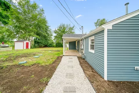 28 Lakeview Dr, Wareham, MA 02538 photo 10