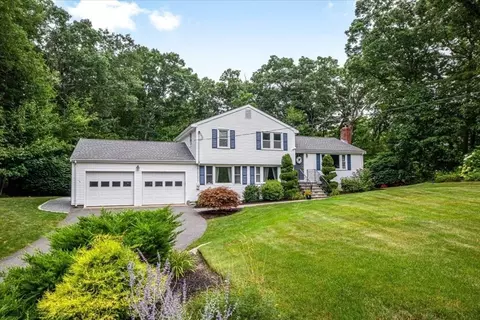 3 Stonewood Dr, Canton, MA 02021