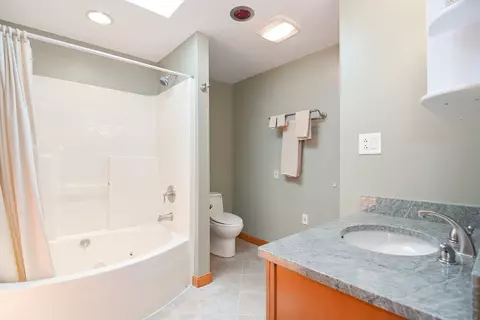 124 Milton St, Fall River, MA 02720 photo 23