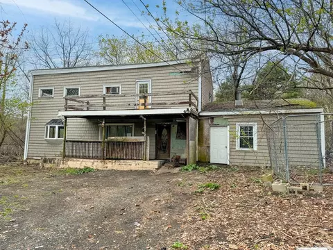 26 Parallel St, Salem, MA 01970