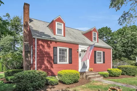 338 Common St, Walpole, MA 02081 photo 2