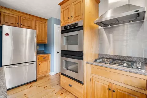 19 Thornton St, Mendon, MA 01756 photo 17
