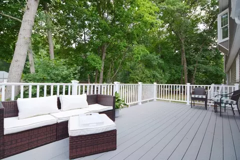 47 Emerson St, Reading, MA 01867 photo 11