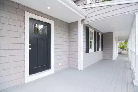 47 Emerson St, Reading, MA 01867 photo 3