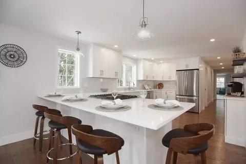 47 Emerson St, Reading, MA 01867 photo 7