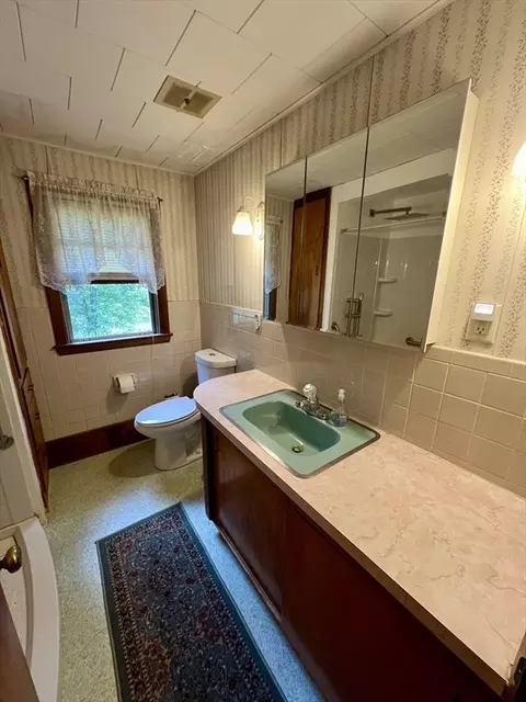 7 Shepard Pl, Sturbridge, MA 01566 photo 14