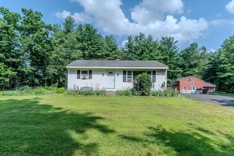 211 Russellville Rd, Westfield, MA 01085