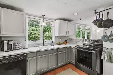 Kitchen - 69 Appleton Rd, Auburn, MA 01501 photo 3 of 3