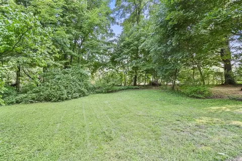 Exterior - 69 Appleton Rd, Auburn, MA 01501 photo 7 of 12