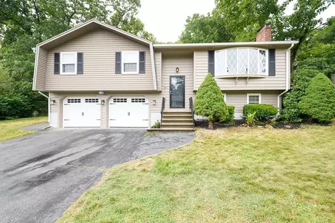 41 Mcandrew Rd, Braintree, MA 02184