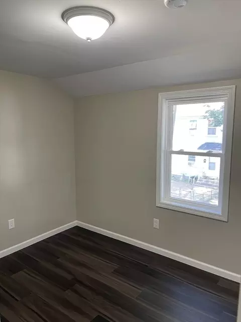Bedroom - 20-24 Baldwin St, Springfield, MA 01104 photo 5 of 10