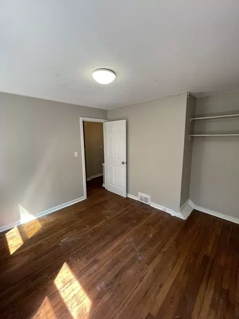 Bedroom - 20-24 Baldwin St, Springfield, MA 01104 photo 8 of 10