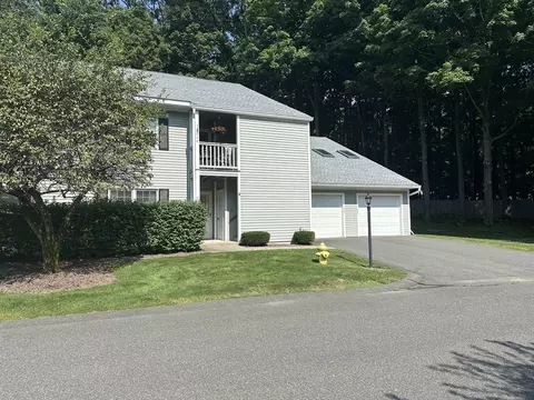 407 Country #407, Greenfield, MA 01301