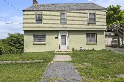37 Marsh Ave, Worcester, MA 01605