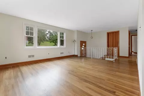 4 Grandview Rd, Danvers, MA 01923 photo 29