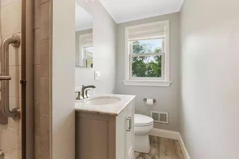 4 Grandview Rd, Danvers, MA 01923 photo 24