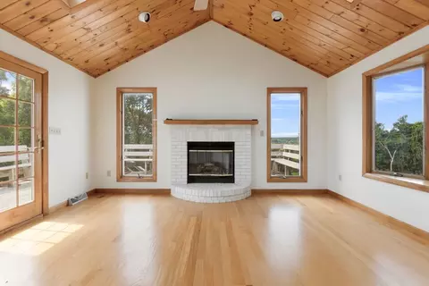4 Grandview Rd, Danvers, MA 01923 photo 22