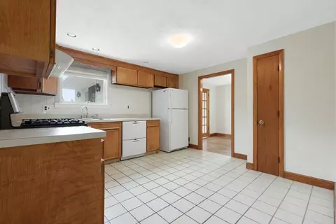 4 Grandview Rd, Danvers, MA 01923 photo 7