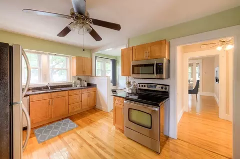 7 Nevada St, Worcester, MA 01602 photo 3