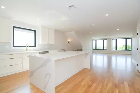 Kitchen - 66 Harvard St, Everett, MA 02149 photo 5 of 7
