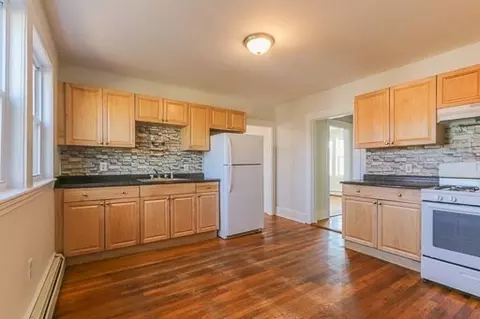 67 Stanley St, Boston, MA 02125