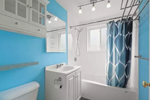 Bath - 5 Pheasant Ave #1, Wareham, MA 02571 photo 1 of 1