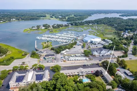 141 Main St #TH1, Dennis, MA 02670