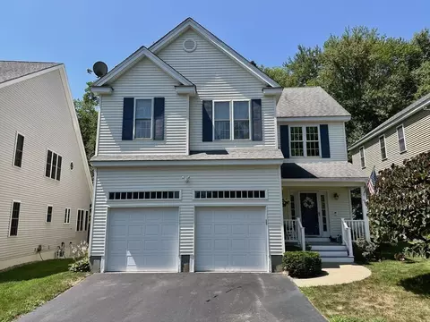 15 Queen Of Roses Ln #15, Uxbridge, MA 01569