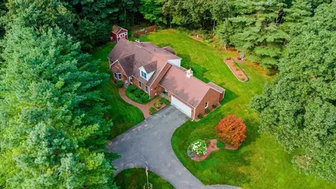 425 Theresa St, Fitchburg, MA 01420