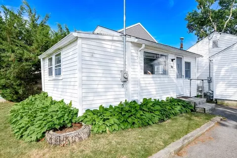 25 Broadmarsh Ave, Wareham, MA 02571 photo 30