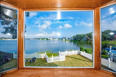 25 Broadmarsh Ave, Wareham, MA 02571 photo 13