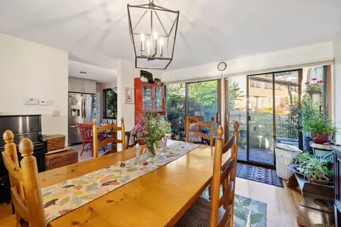 Dining - 217 Meadows Edge #217, Acton, MA 01720 photo 3 of 4