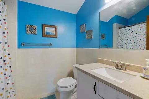 Bath - 217 Meadows Edge #217, Acton, MA 01720 photo 2 of 3