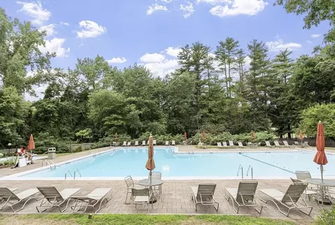 Exterior - 217 Meadows Edge #217, Acton, MA 01720 photo 7 of 8