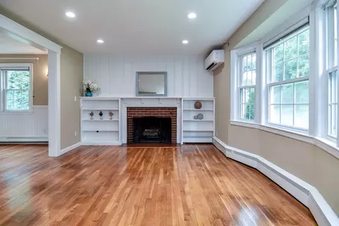 48 Edgebrook Rd, Framingham, MA 01701 photo 3