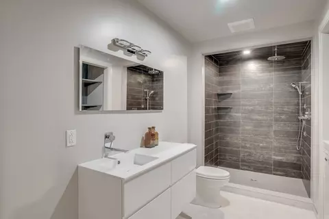 Bath - 512 Central Aveune, Needham, MA 02494 photo 6 of 6