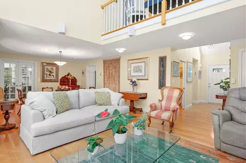 67 Crestview Cir, Barnstable, MA 02632 photo 5