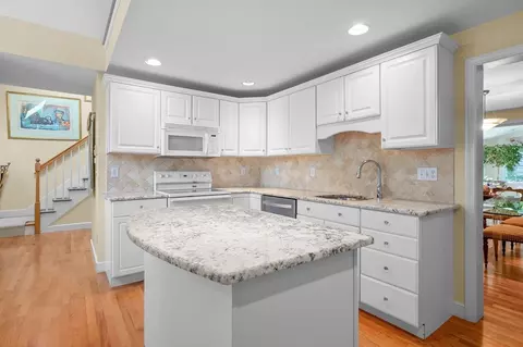 67 Crestview Cir, Barnstable, MA 02632 photo 10