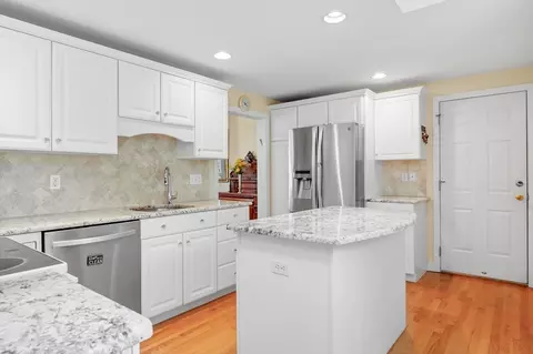 67 Crestview Cir, Barnstable, MA 02632 photo 12