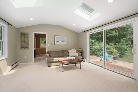 12 Algonquin Rd, Canton, MA 02021 photo 13